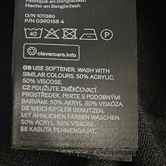 H&M Women’s Black Long Sleeve Top Size Small Casual Everyday Basic - Picture 5 of 5